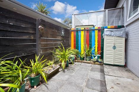 Photo of property in 2/62 Abbotts Way, Remuera, Auckland, 1050