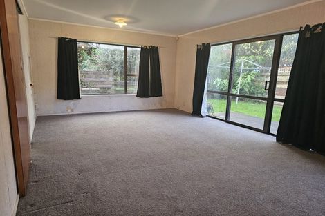 Photo of property in 2/21 Booker Place, Weymouth, Auckland, 2103