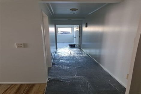 Photo of property in 18 Calluna Crescent, Totara Heights, Auckland, 2105