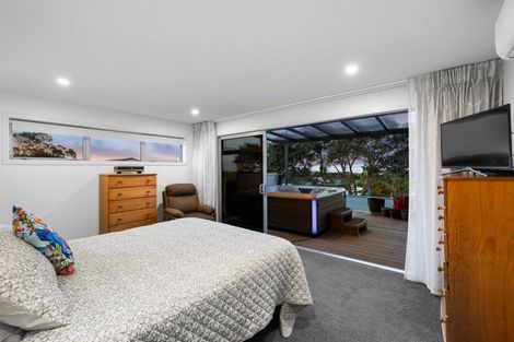 Photo of property in 890 Cove Road, Waipu, 0582