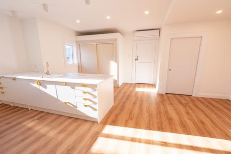 Photo of property in 71 Prince Albert Road, Saint Kilda, Dunedin, 9012