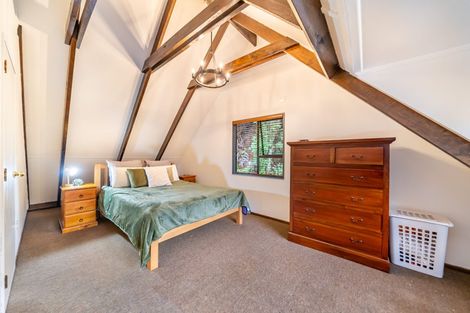 Photo of property in 32 Elmslie Road, Pinehaven, Upper Hutt, 5019