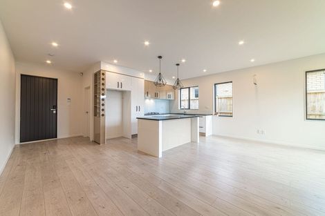 Photo of property in 18 Parton Road, Pukekohe, 2120