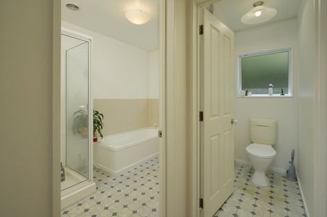 Photo of property in 52 Coster Street, Enner Glynn, Nelson, 7011