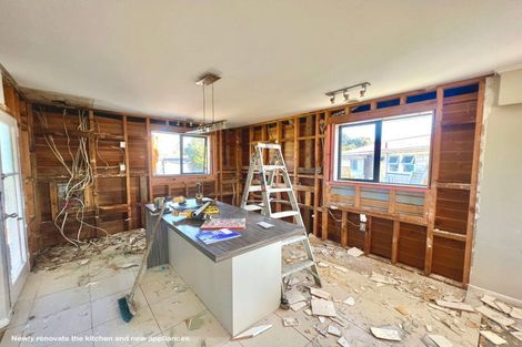 Photo of property in 12 Parker Crescent, Otara, Auckland, 2023