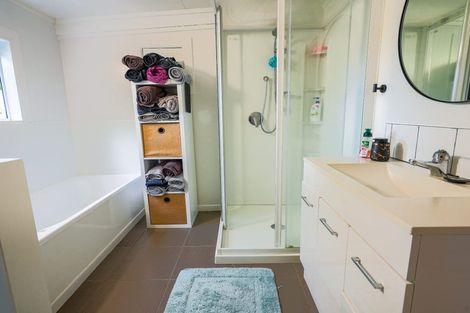 Photo of property in 16 Humber Street, Rongotea, 4476