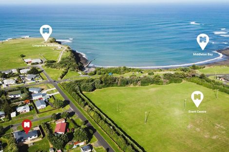 Photo of property in 35 Dorset Street, Opunake, 4616