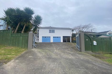 Photo of property in 14 Landow Place, Henderson, Auckland, 0612
