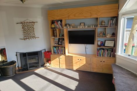 Photo of property in 18 Princes Street, Fitzroy, New Plymouth, 4312