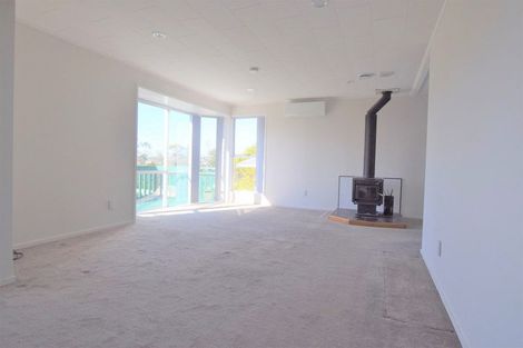 Photo of property in 23 Fitzwater Place, Henderson, Auckland, 0612