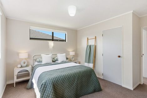 Photo of property in 27 Oriwa Street, Waikanae, 5036