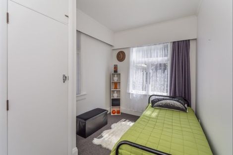 Photo of property in 23 Liverpool Street, Levin, 5510