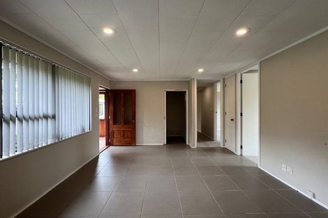 Photo of property in 3 Bluewater Place, Wattle Downs, Auckland, 2103