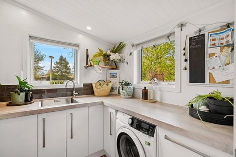 Photo of property in 12 Shale Court, Cromwell, 9310