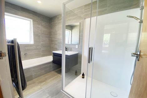 Photo of property in 28 Marriott Road, Pakuranga, Auckland, 2010