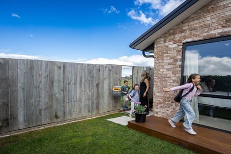 Photo of property in 7 Cotula Way, Papamoa Beach, Papamoa, 3118