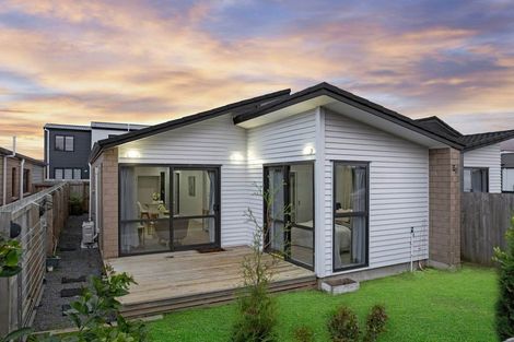 Photo of property in 56 Cosgrave Road, Papakura, 2110