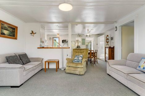 Photo of property in 106b Beverley Terrace, Whangamata, 3620