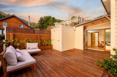 Photo of property in 4 Ripon Street, Lyttelton, 8082