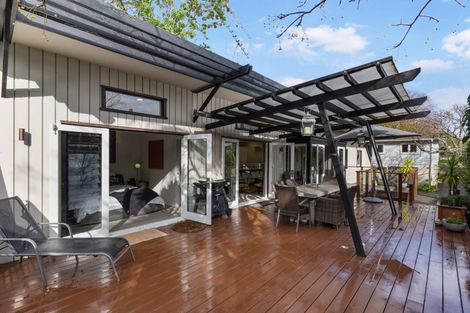 Photo of property in 2/7 Sentinel Road, Herne Bay, Auckland, 1011