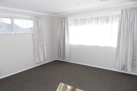 Photo of property in 102 Melksham Drive, Churton Park, Wellington, 6037