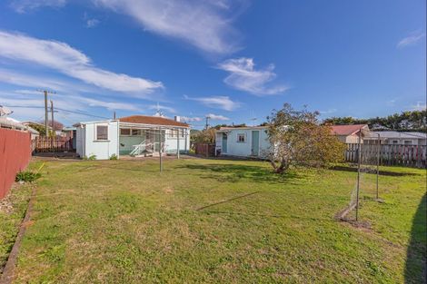 Photo of property in 7 Wilton Street, Levin, 5510