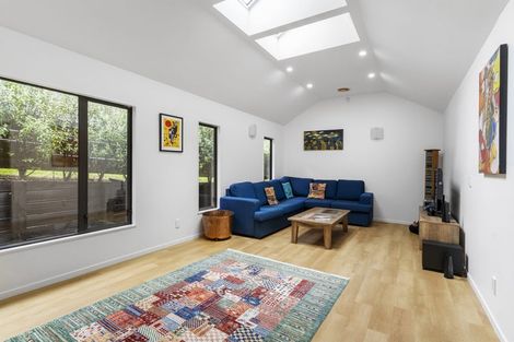 Photo of property in 14 Waikare Street, Karori, Wellington, 6012