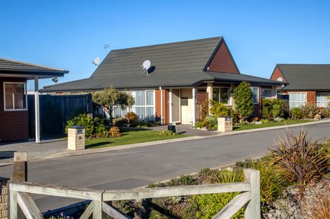 Photo of property in Rivertown Villas, 150 Williams Street, Kaiapoi, 7630
