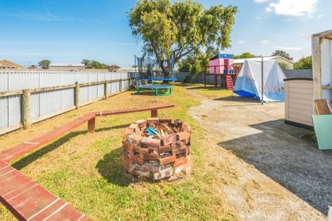 Photo of property in 10 Kauri Street, Gonville, Whanganui, 4501
