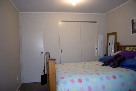 Photo of property in 2 Foyle Street, Island Bay, Wellington, 6023