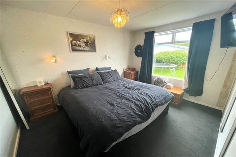 Photo of property in 5 Parera Grove, Heretaunga, Upper Hutt, 5018