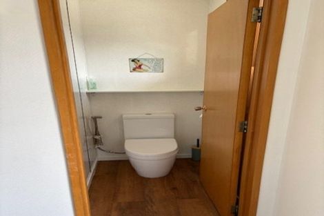 Photo of property in 16 Argyle Place, Arrowtown, 9302