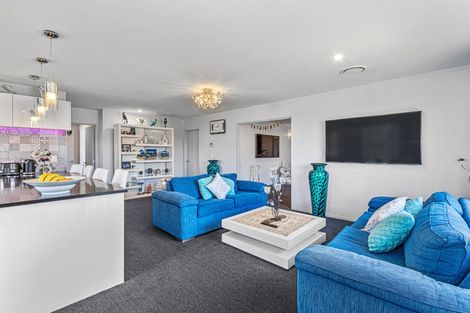 Photo of property in 49 Josephine Crescent, Aidanfield, Christchurch, 8025