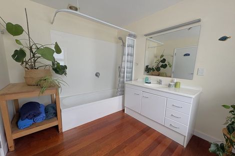 Photo of property in 603b Marine Drive, Days Bay, Lower Hutt, 5013