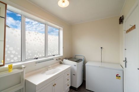 Photo of property in 35 Hei Hei Road, Hei Hei, Christchurch, 8042