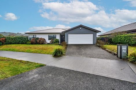 Photo of property in 49 Sunstone Crescent, Brown Owl, Upper Hutt, 5018