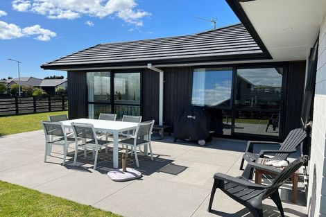 Photo of property in 12 Turnbridge Street, Pyes Pa, Tauranga, 3112