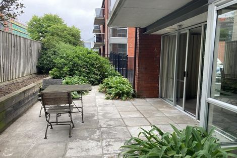 Photo of property in 21 Cambridge Terrace, Christchurch Central, Christchurch, 8013
