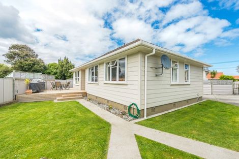 Photo of property in 12 Bignell Street, Gonville, Whanganui, 4501