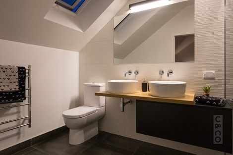 Photo of property in 10 Tauwaka Crescent, Riverhead, 0820