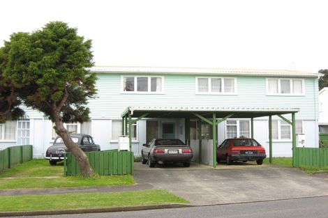 Photo of property in 9a Miro Street, Merrilands, New Plymouth, 4312