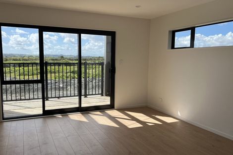 Photo of property in 11 Mataitai Road, Hobsonville, Auckland, 0618