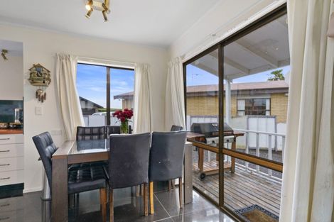 Photo of property in 52 Maclean Street, Cambridge, 3434