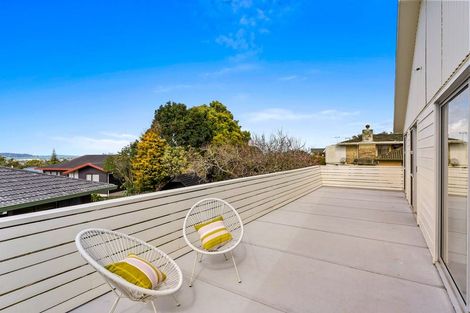 Photo of property in 8 Widmore Drive, Massey, Auckland, 0614