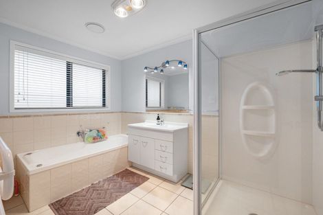 Photo of property in 5 Lomond Court, Pyes Pa, Tauranga, 3112