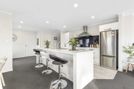 Photo of property in 15 Anna Jean Crescent, Flagstaff, Hamilton, 3210