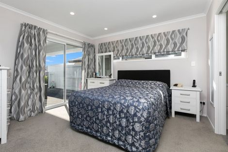 Photo of property in 70 Awataha Crescent, Pyes Pa, Tauranga, 3110