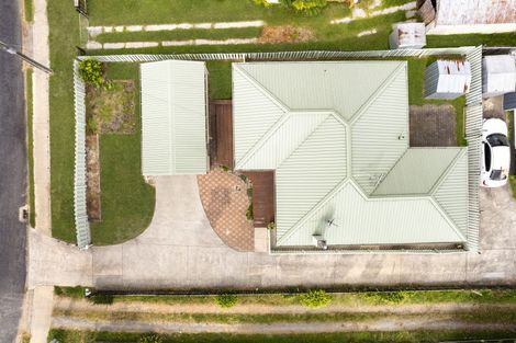 Photo of property in 21 Dunlop Road, Te Puke, 3119