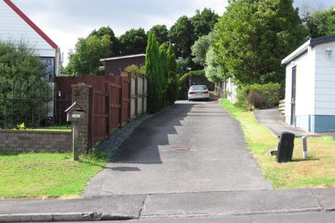 Photo of property in 27 Sungrove Rise, Sunnyvale, Auckland, 0612