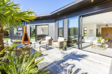 Photo of property in 46a Emerald Hill Drive, Birchville, Upper Hutt, 5018